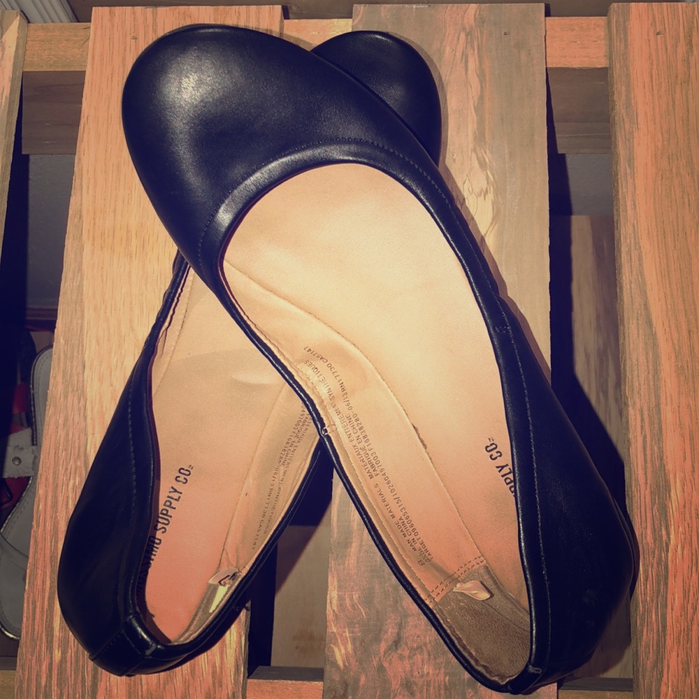 Black balllet flats size 8